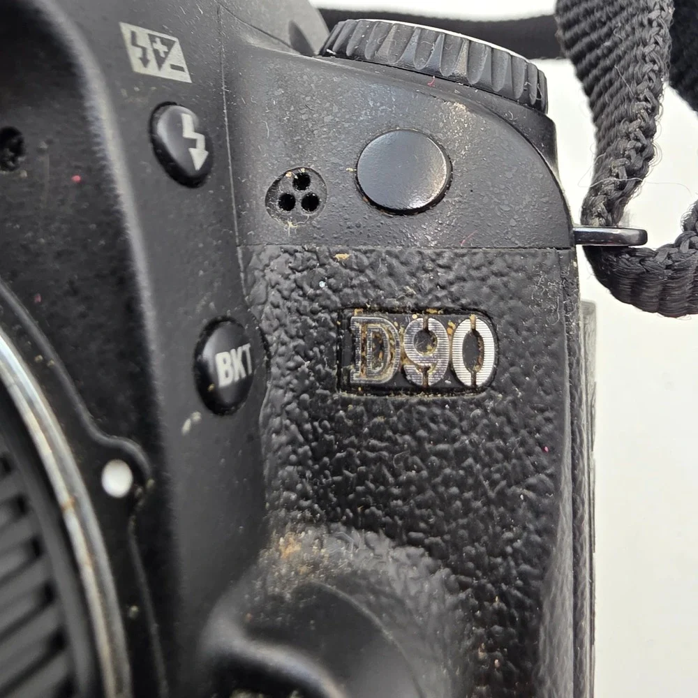 Nikon D90 Digital SLR Camera Body Black DX-Format DSLR 12.3MP 3083474 P4